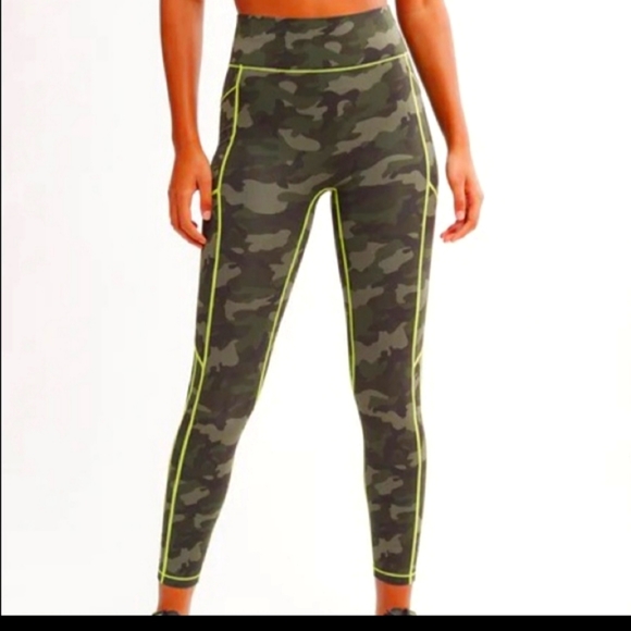 Camo Workout Pants Womens